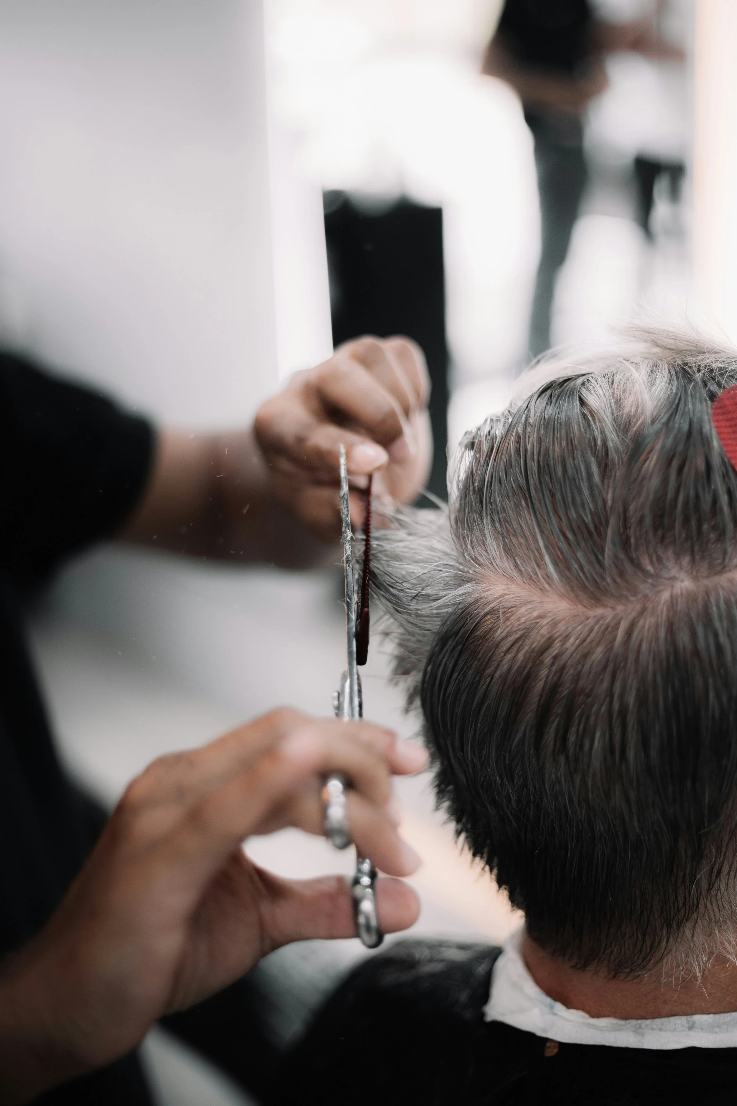 Senior's Haircut