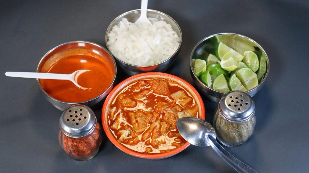 Menudo rojo.