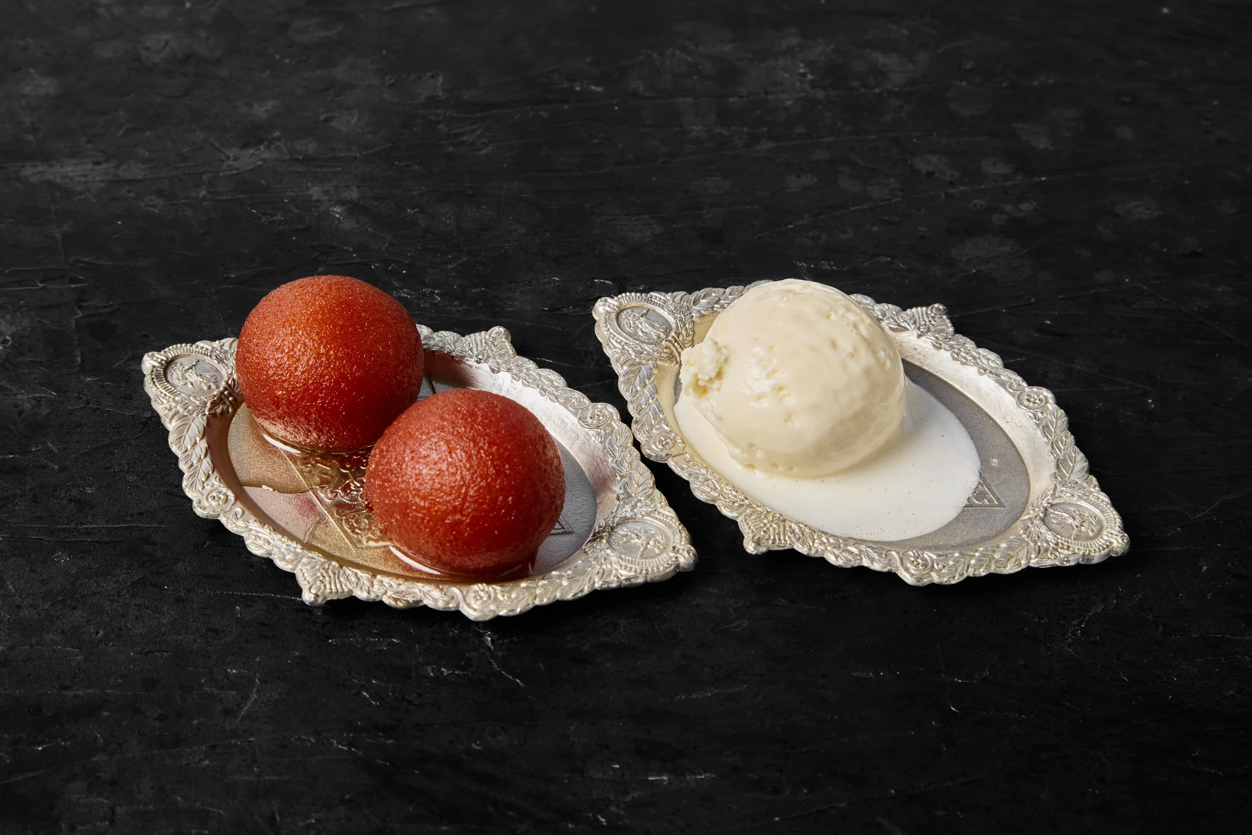 Gulab Jamun and ice cream_17105 (1).jpg