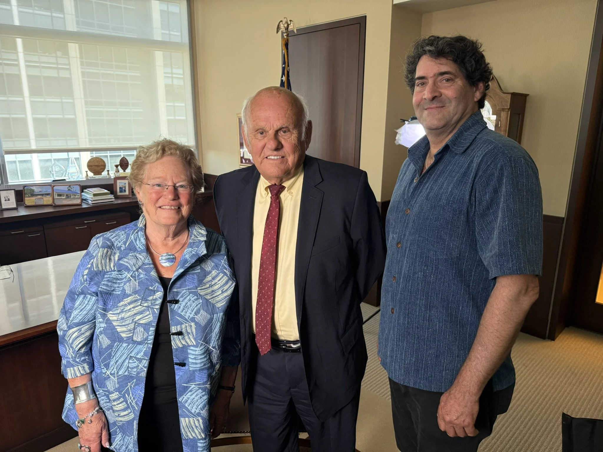 On set in Seattle with directors Abby Ginzberg and Ken Schneider and Judge John Coughenour. #JudgesUnderFire #JudgeJohnCoughenour 