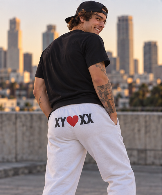 white-sweatpants-02-male.png
