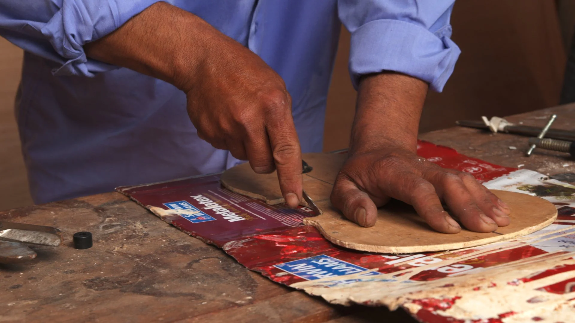 Cola Making violin