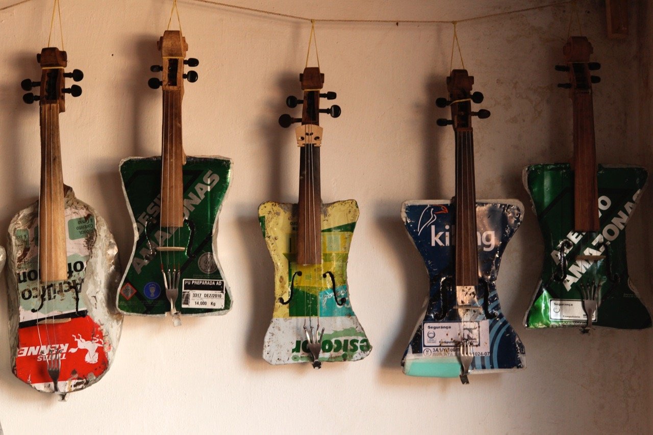 violins