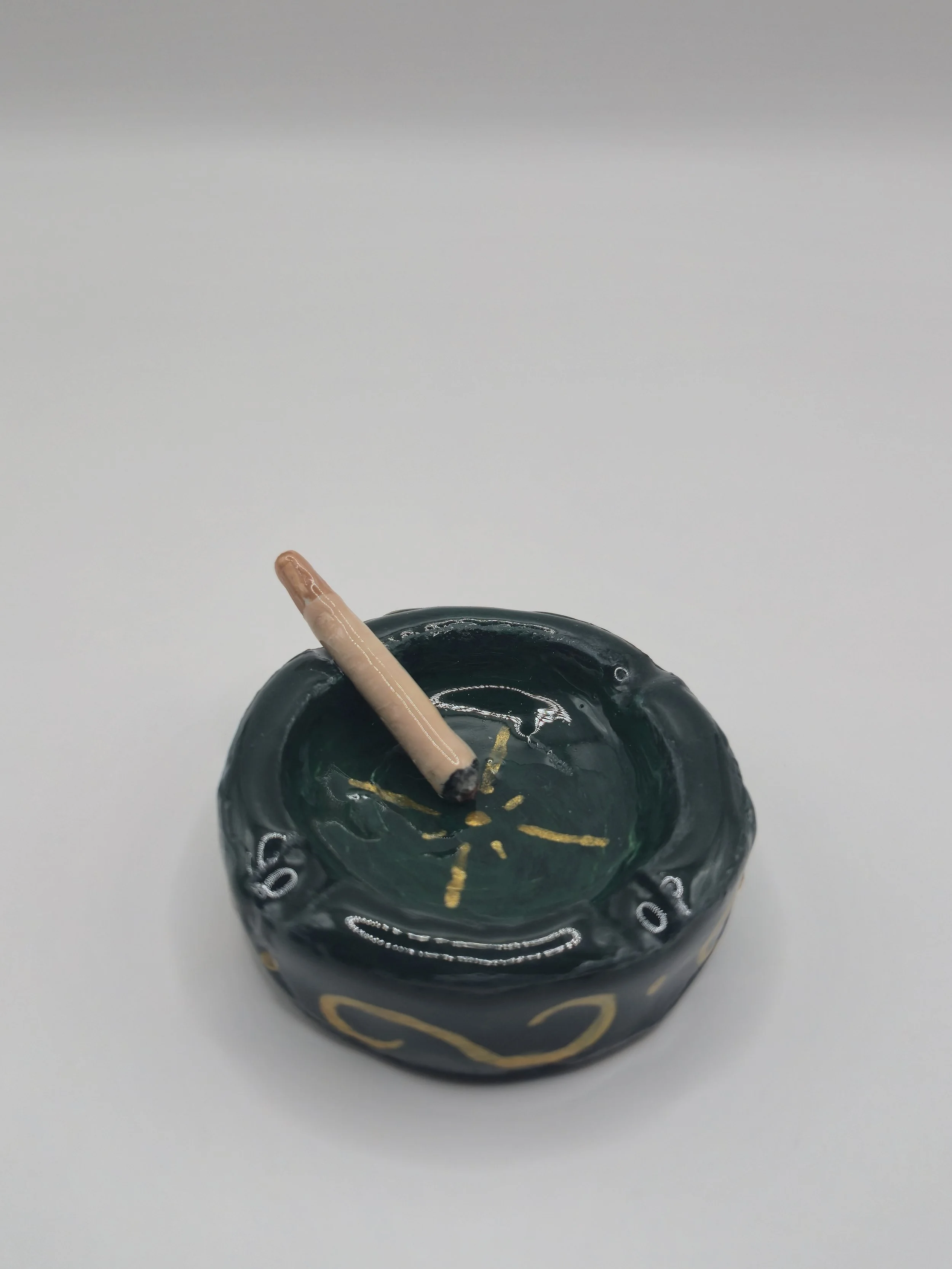 green ashtray