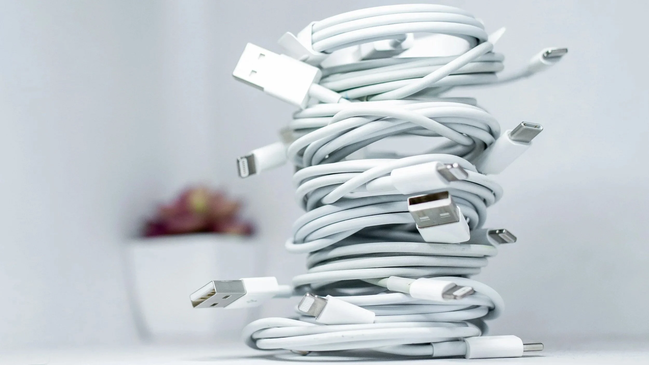 How to Choose the Right Charger for Your Phone and Other Devices