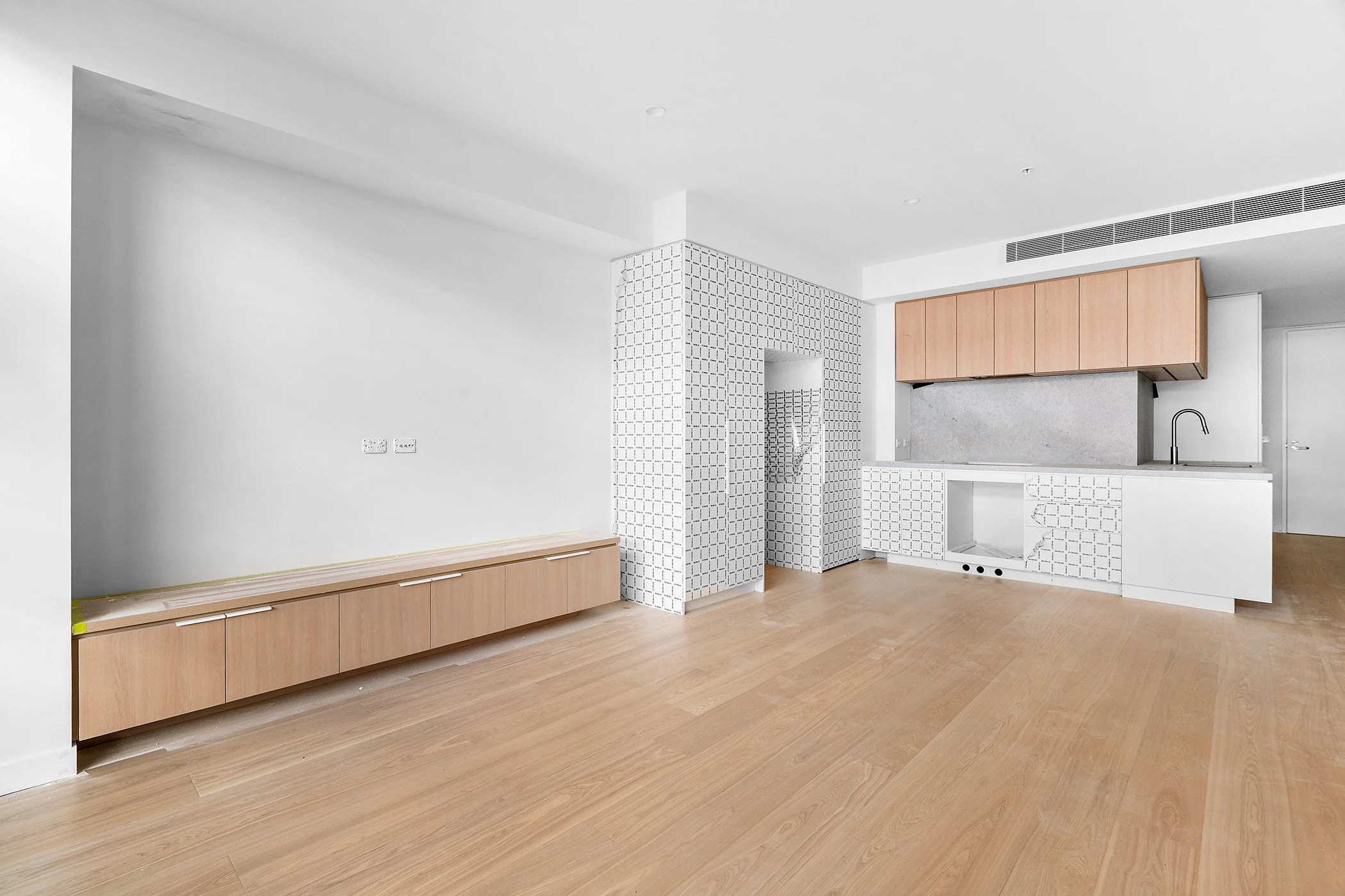 2-Kitchen.jpg