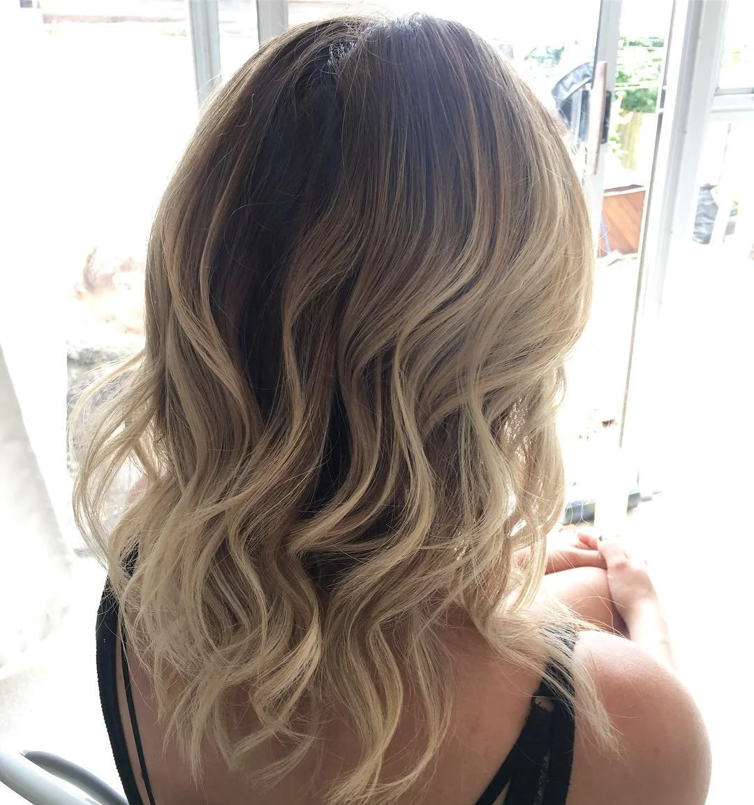 elisewilsonbeauty_1479683010_1388004148020177603_3625055971.jpg