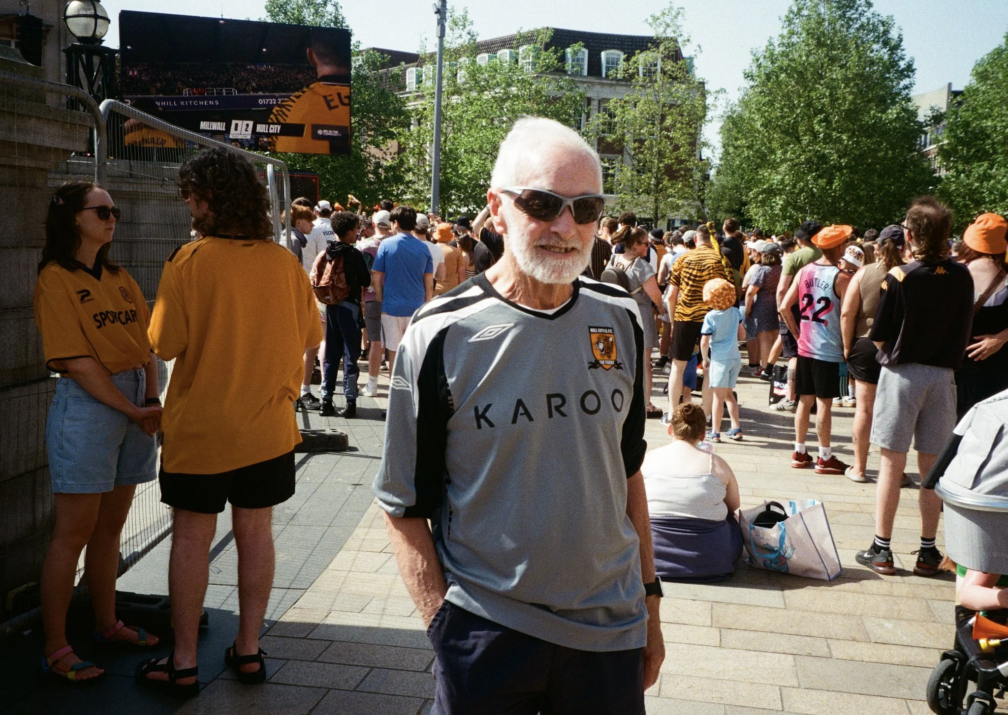 2-000148110033.jpg