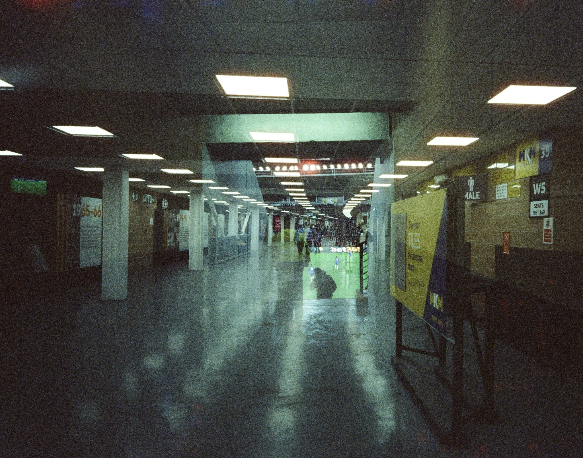 2-000131660027.jpg