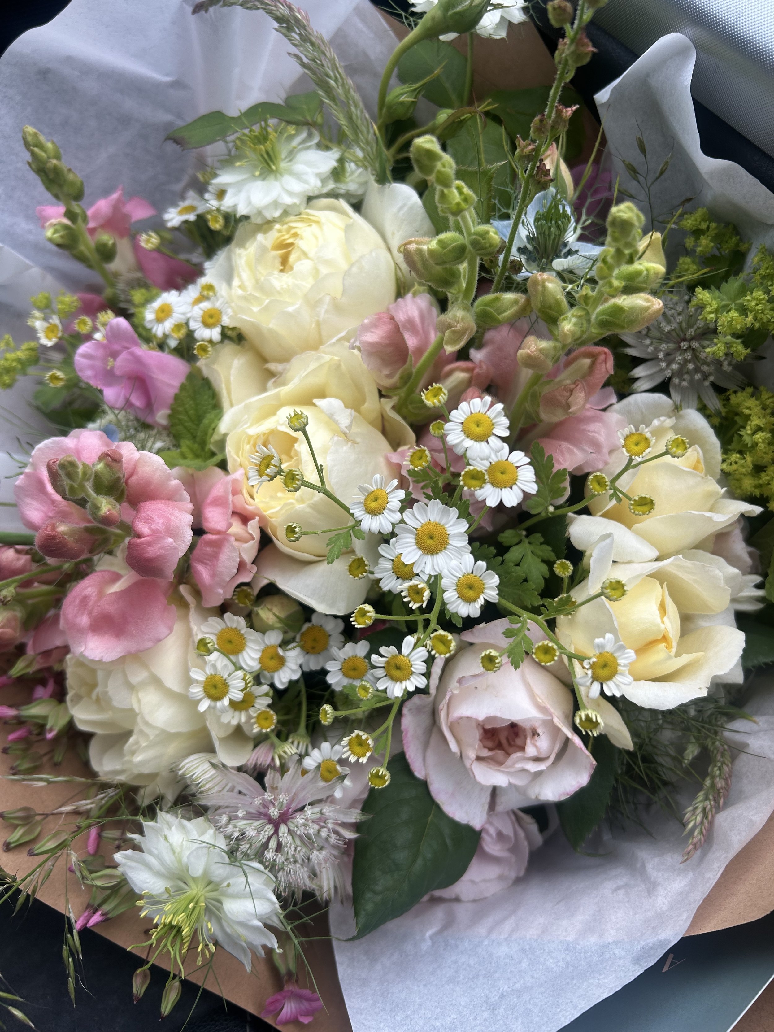 BOUQUET.jpg