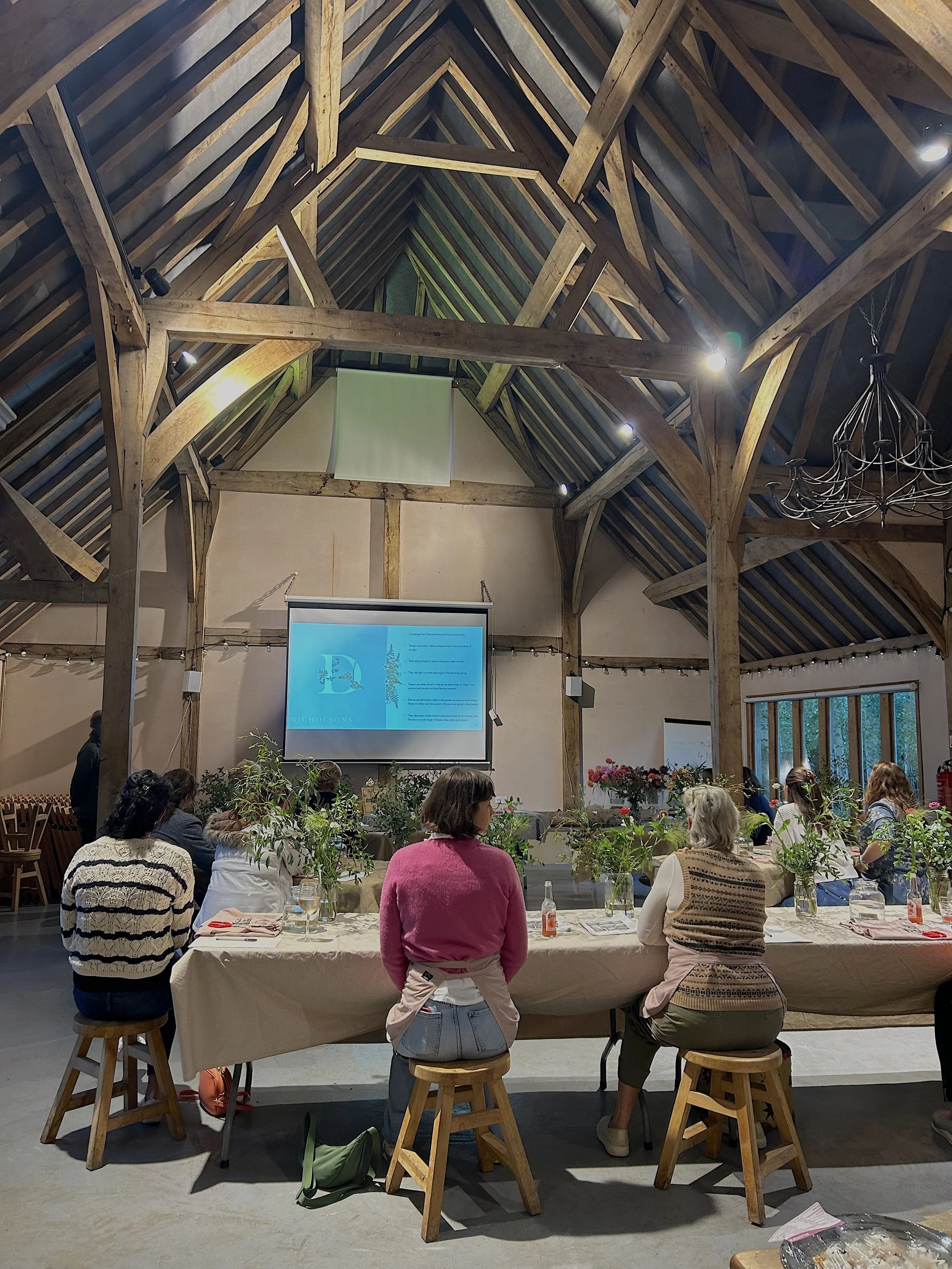 orchard barn.jpg