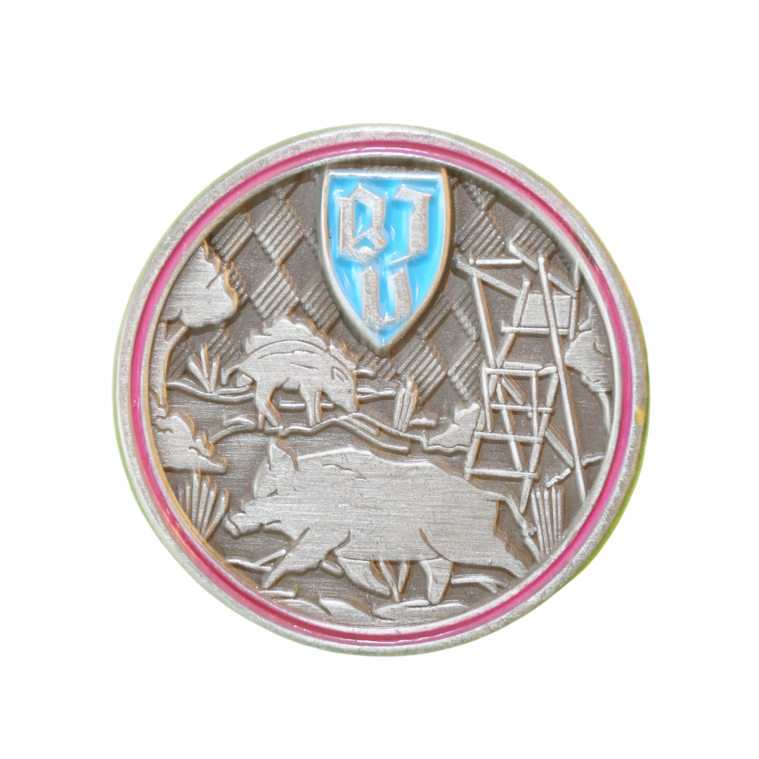44596-Schwarzwildnadel-C-magenta.png