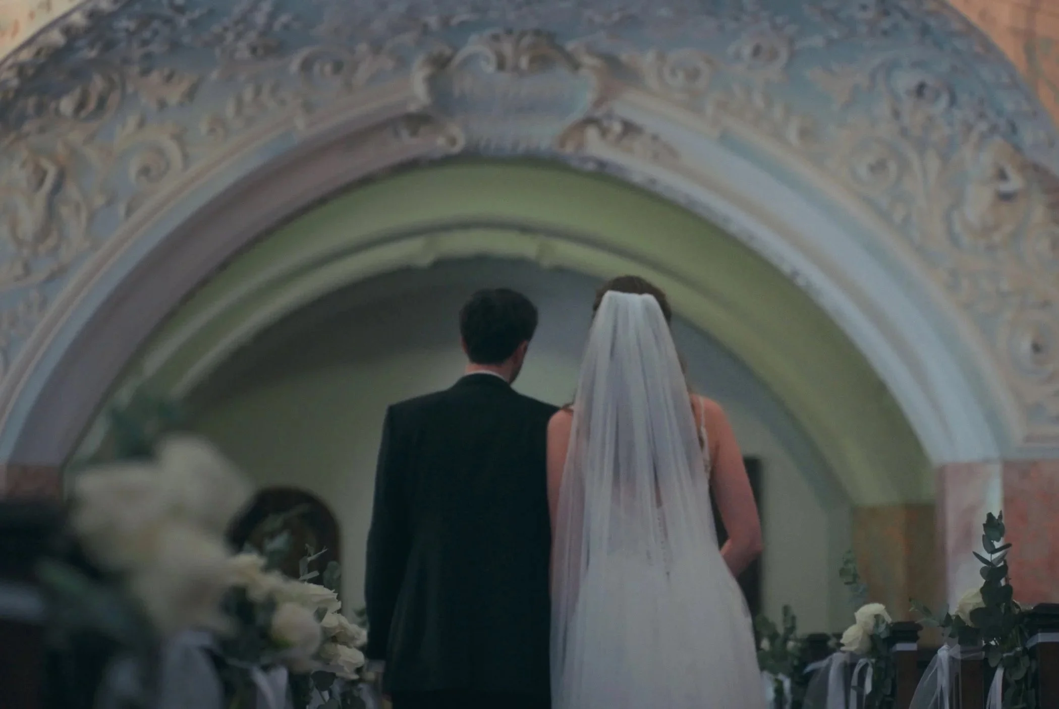 Daniel & jennifer exchanging vows