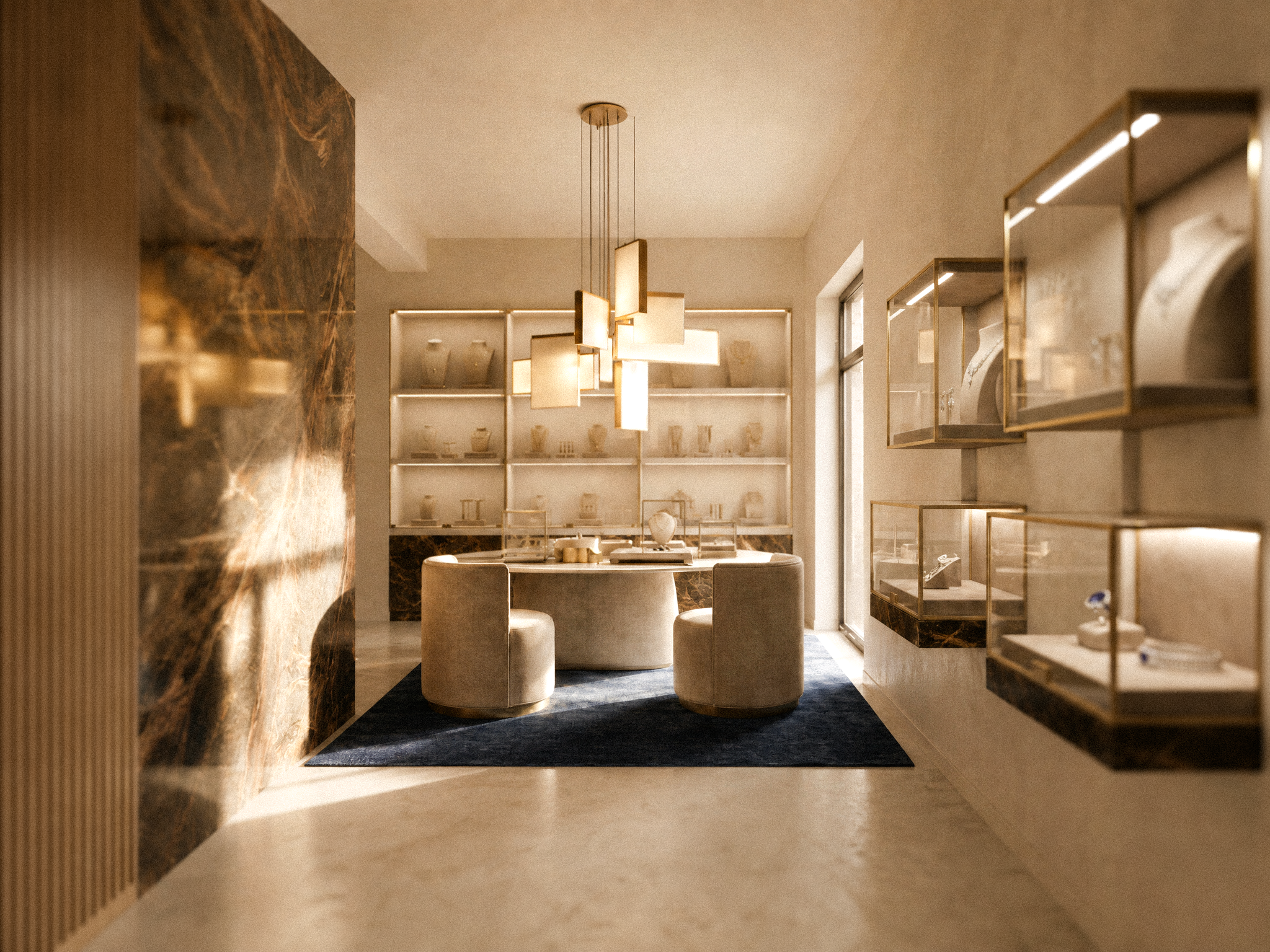 Interno di un negozio con scaffali di vetro che mostrano oggetti decorativi, lampadario moderno e pareti in tonalità calde.