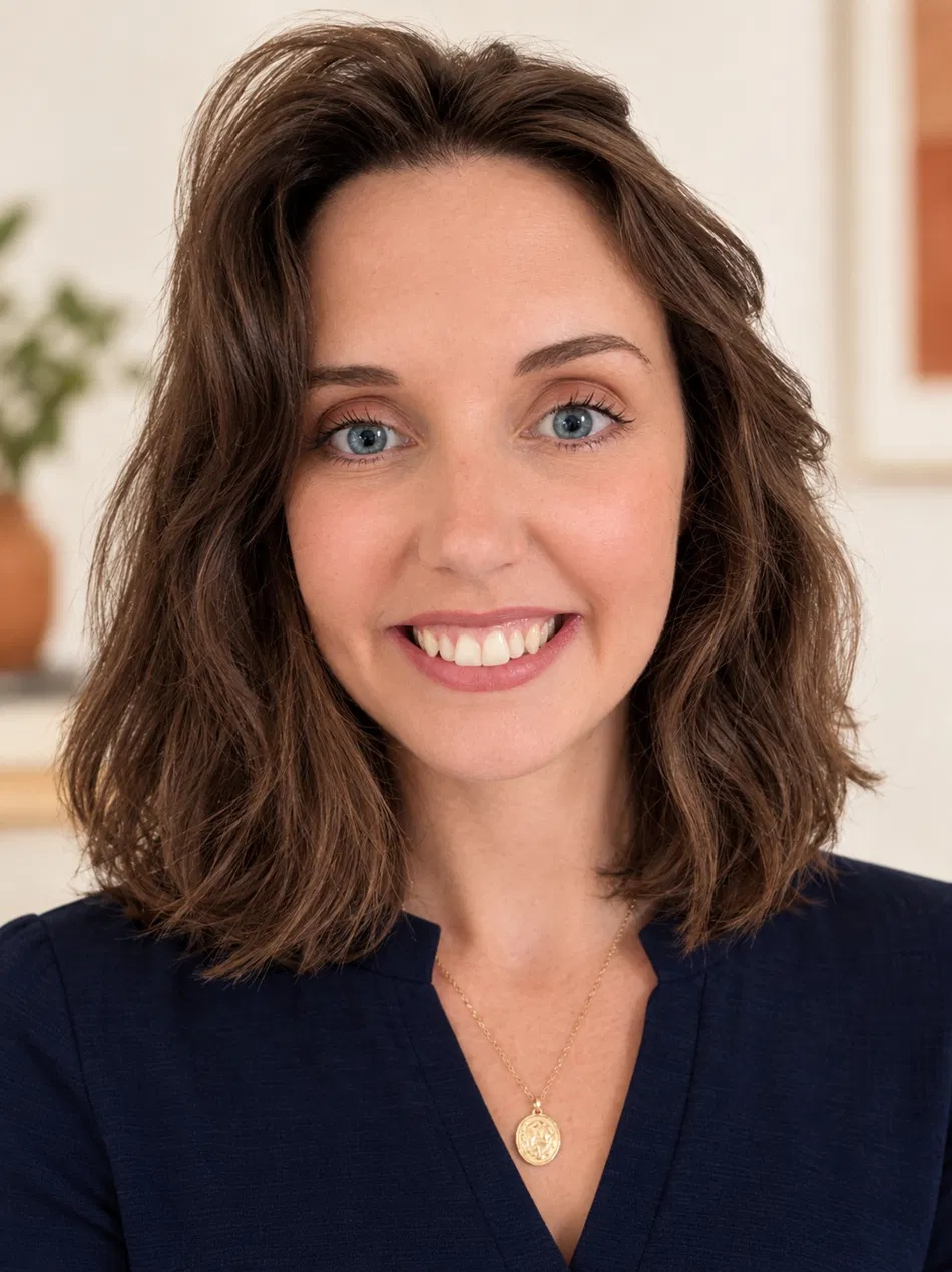 Beth Hope, founder of Wanda Digital Learning, smiling.