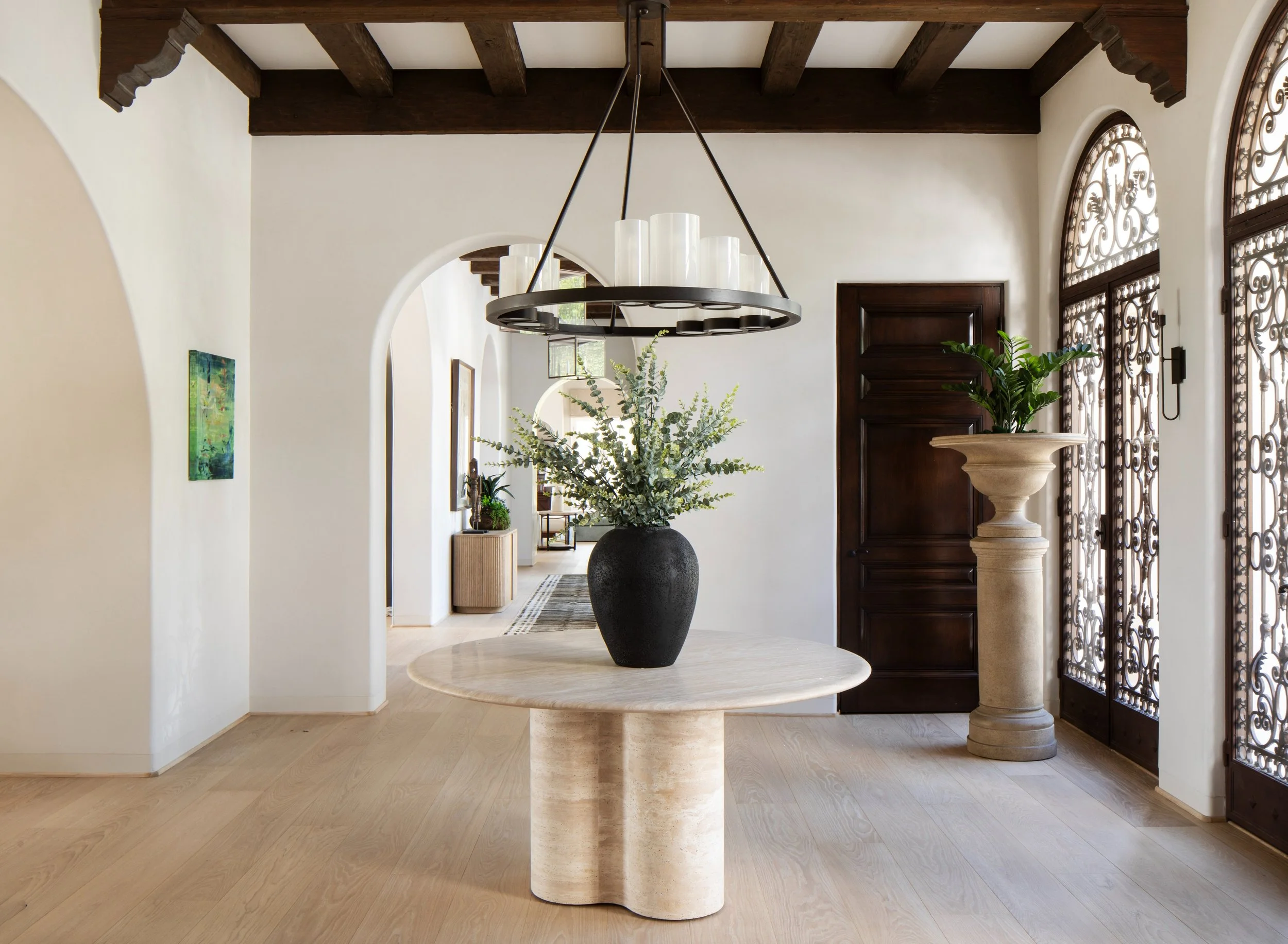 Light moves down a line of plaster arches, over hand-carved corbels, and across 6,500 square feet of beautiful European White Oak from @rivaspain 

GC: @dacbuilds
Interior Design: @rosiefeinberg @sfadesign
Photograph: @meghanbob
Oak Flooring: @rivasp