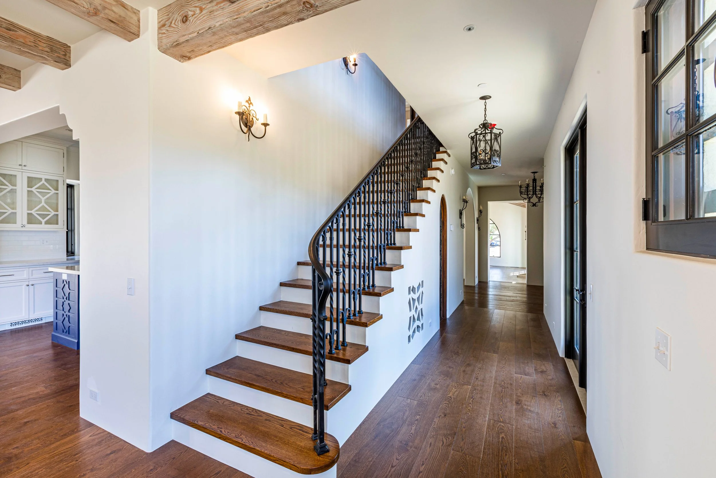 Montecito-Estate-Custom-Home-07.jpeg