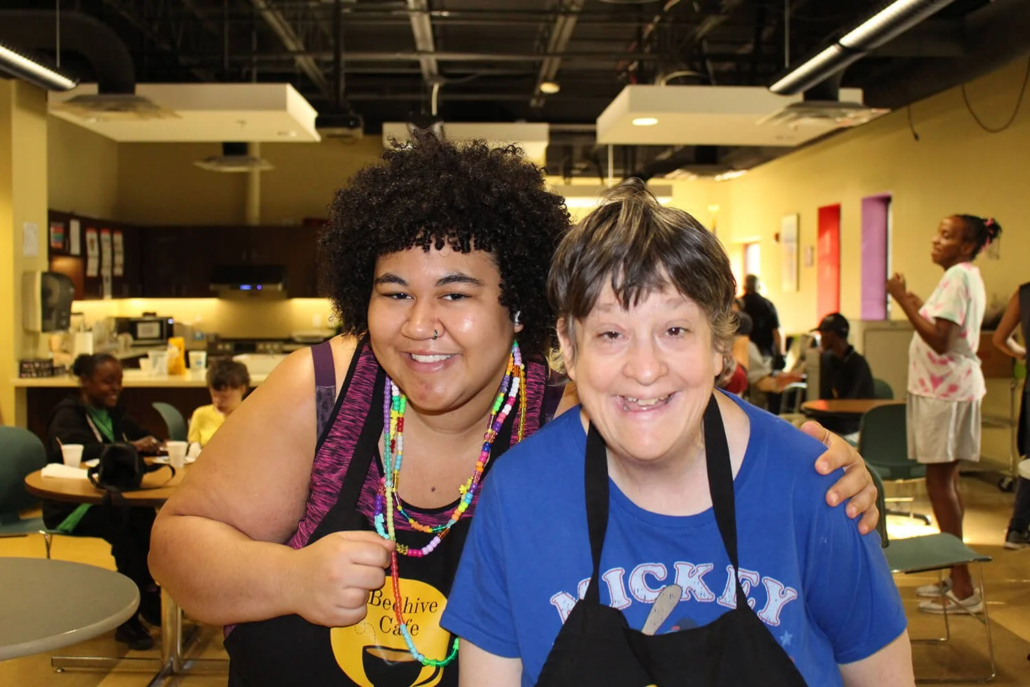 beehive-cafe-friends.jpg