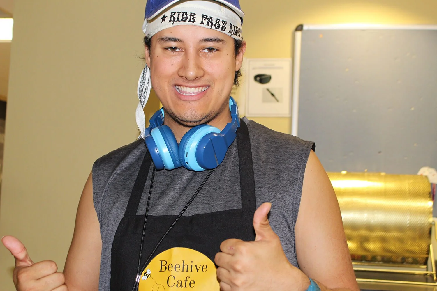 thumbs-up.jpg