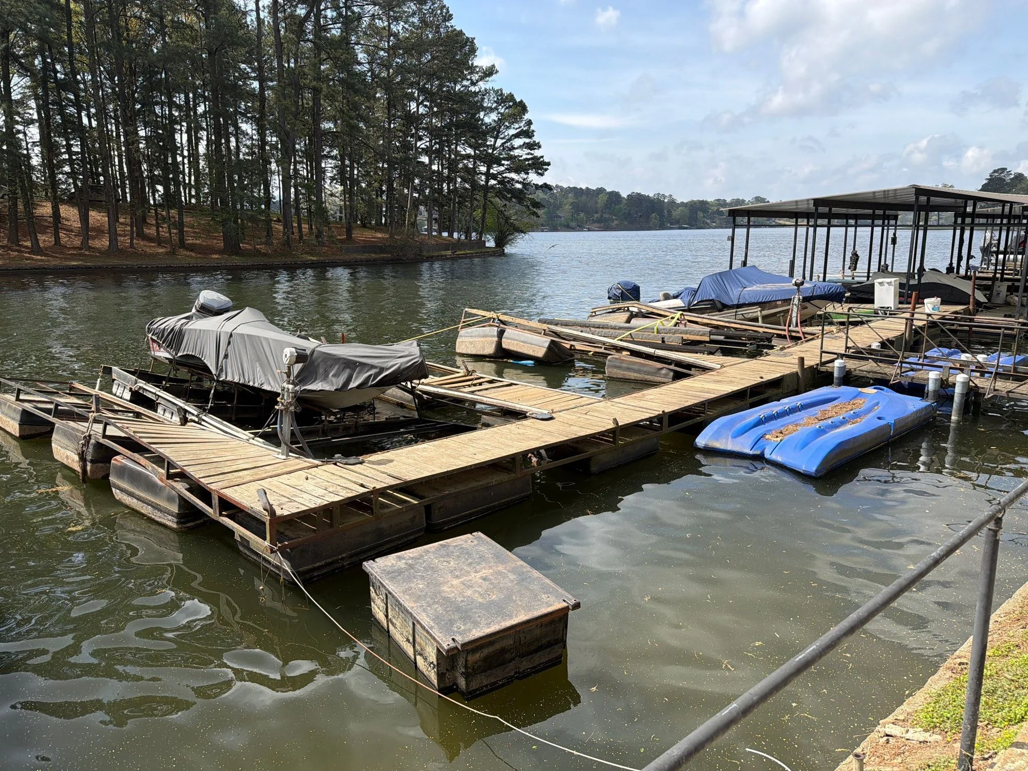 Aging boat dock assessed for repair before replacement, Lake Hamilton