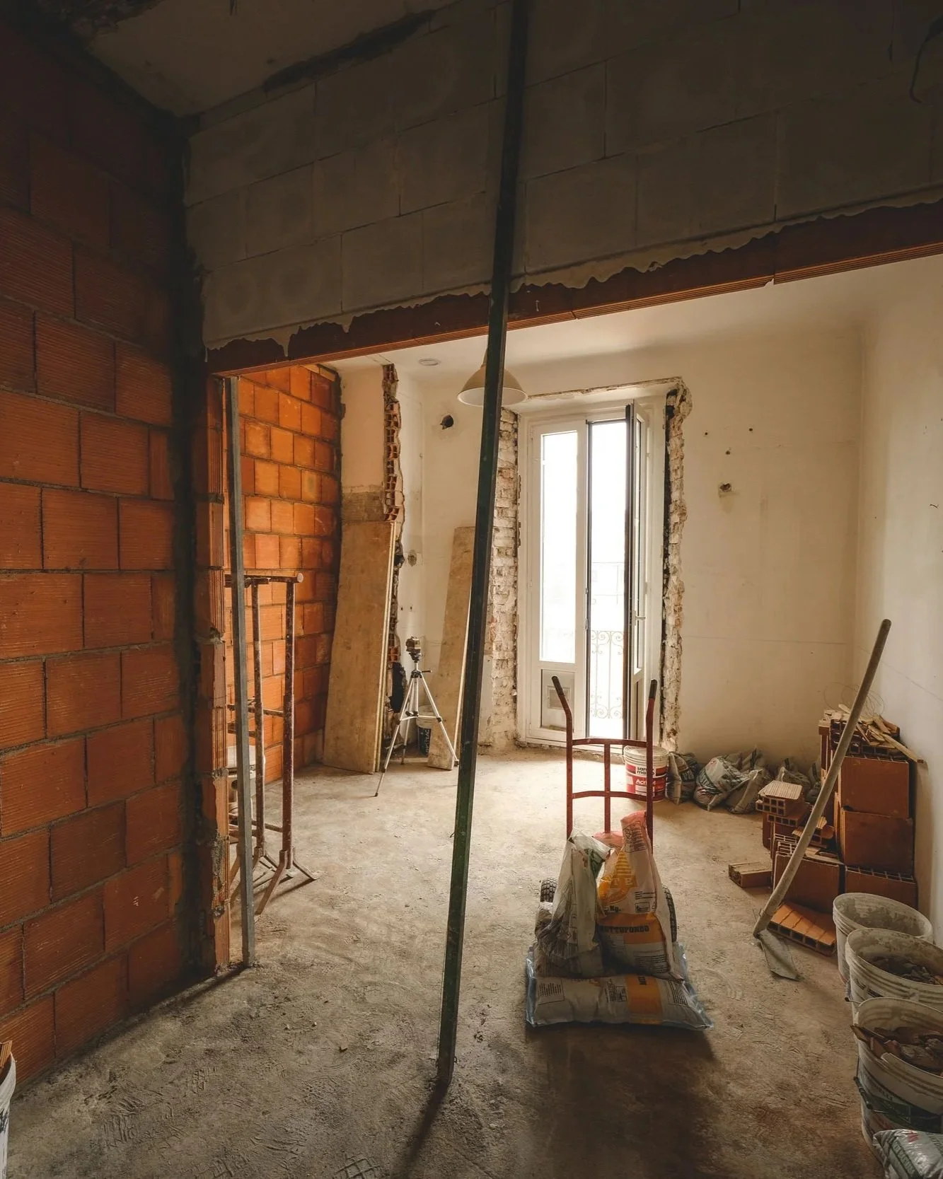 Oranssi project: roof expansion