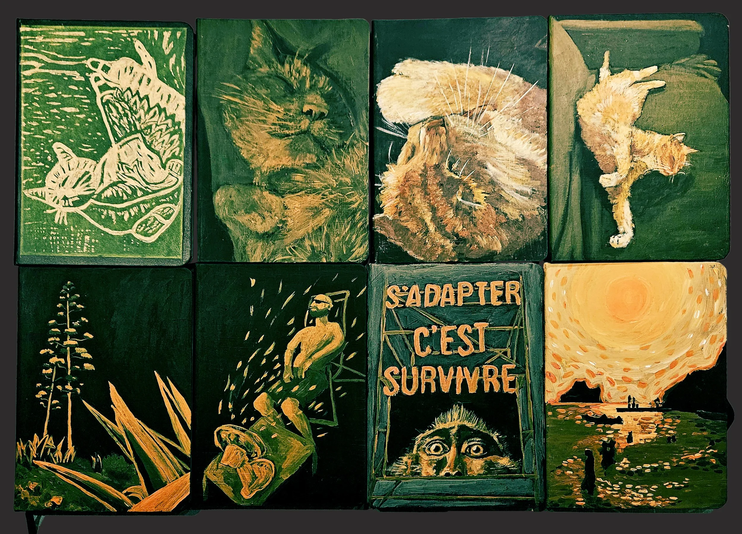 Foto van 8 handbeschilderde notitieboekjes met verschillende afbeeldingen van katten in verschillende posties en ook landschappen geschilderd op zwarte achtergrond.