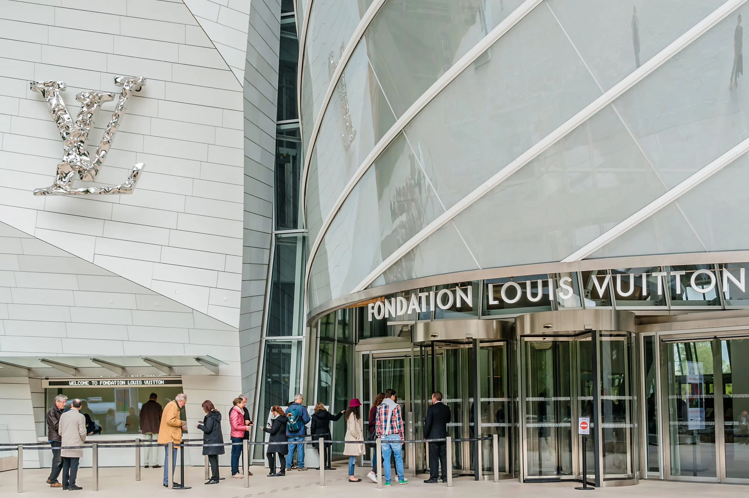 Louis Vuitton Fondation - Sign prototype