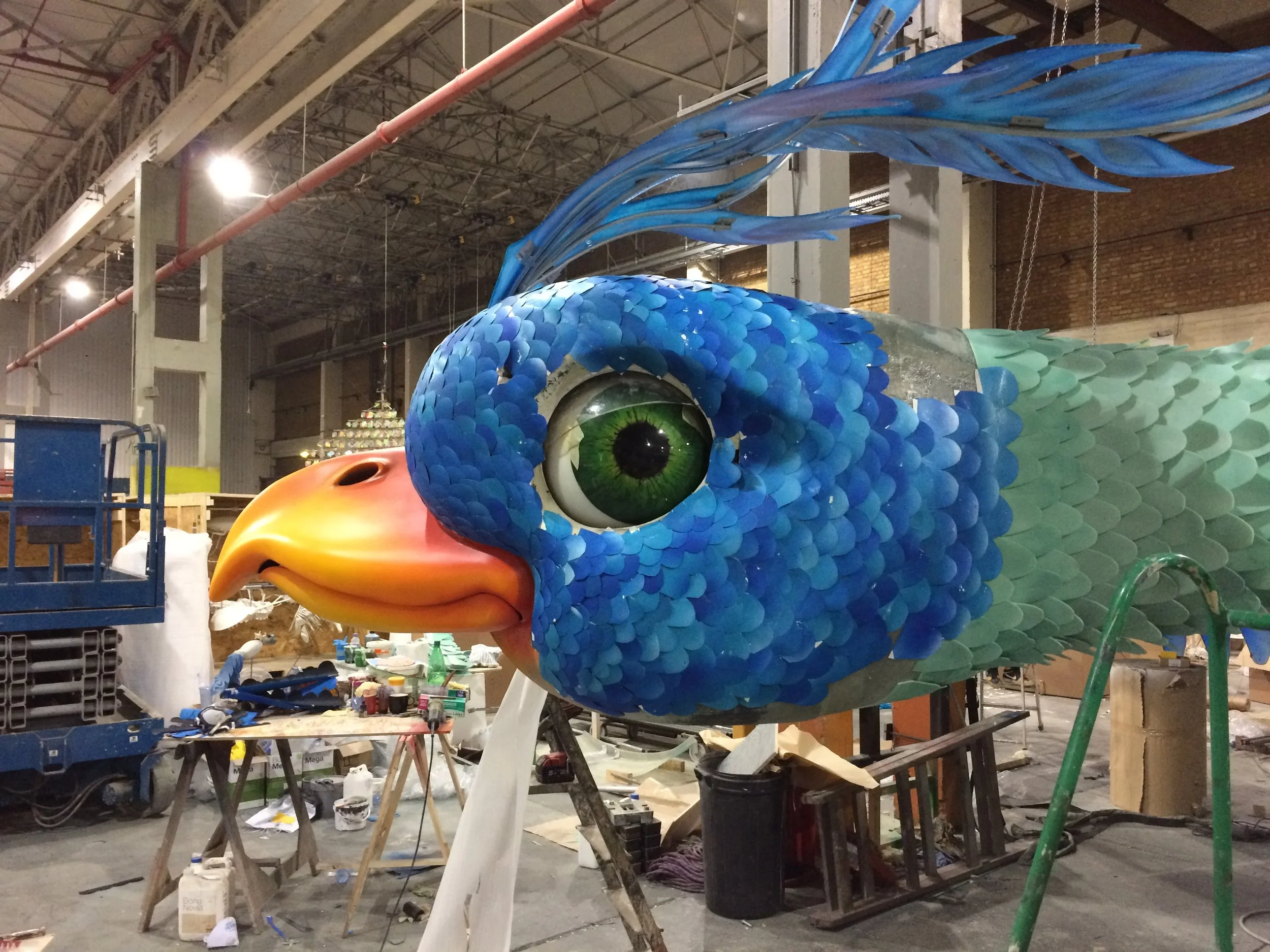 Islamic Solidarity Games - Giant bird puppet painting