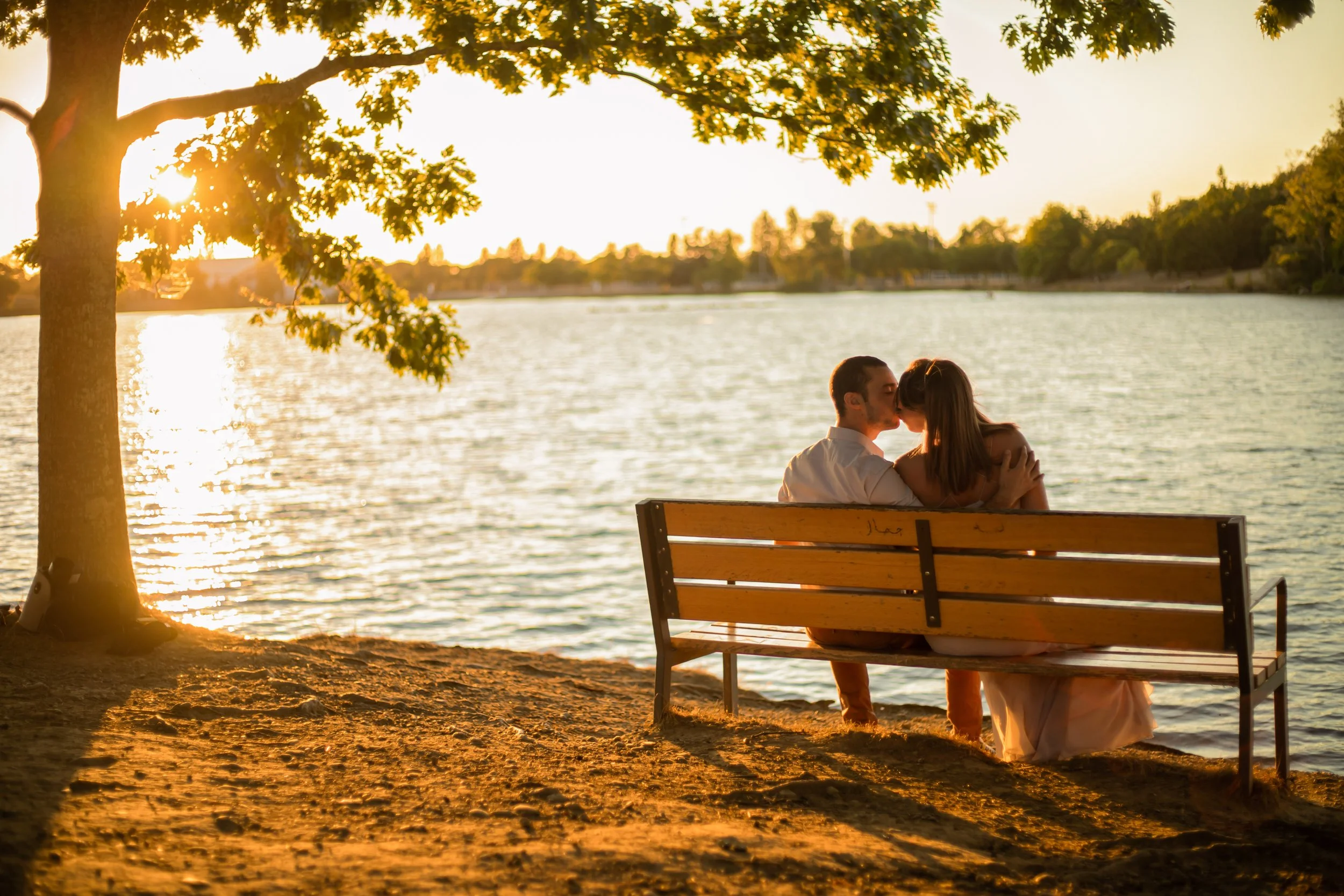 	
Séance photo en amoureux en Occitanie avec Emilie De Freitas Photographie