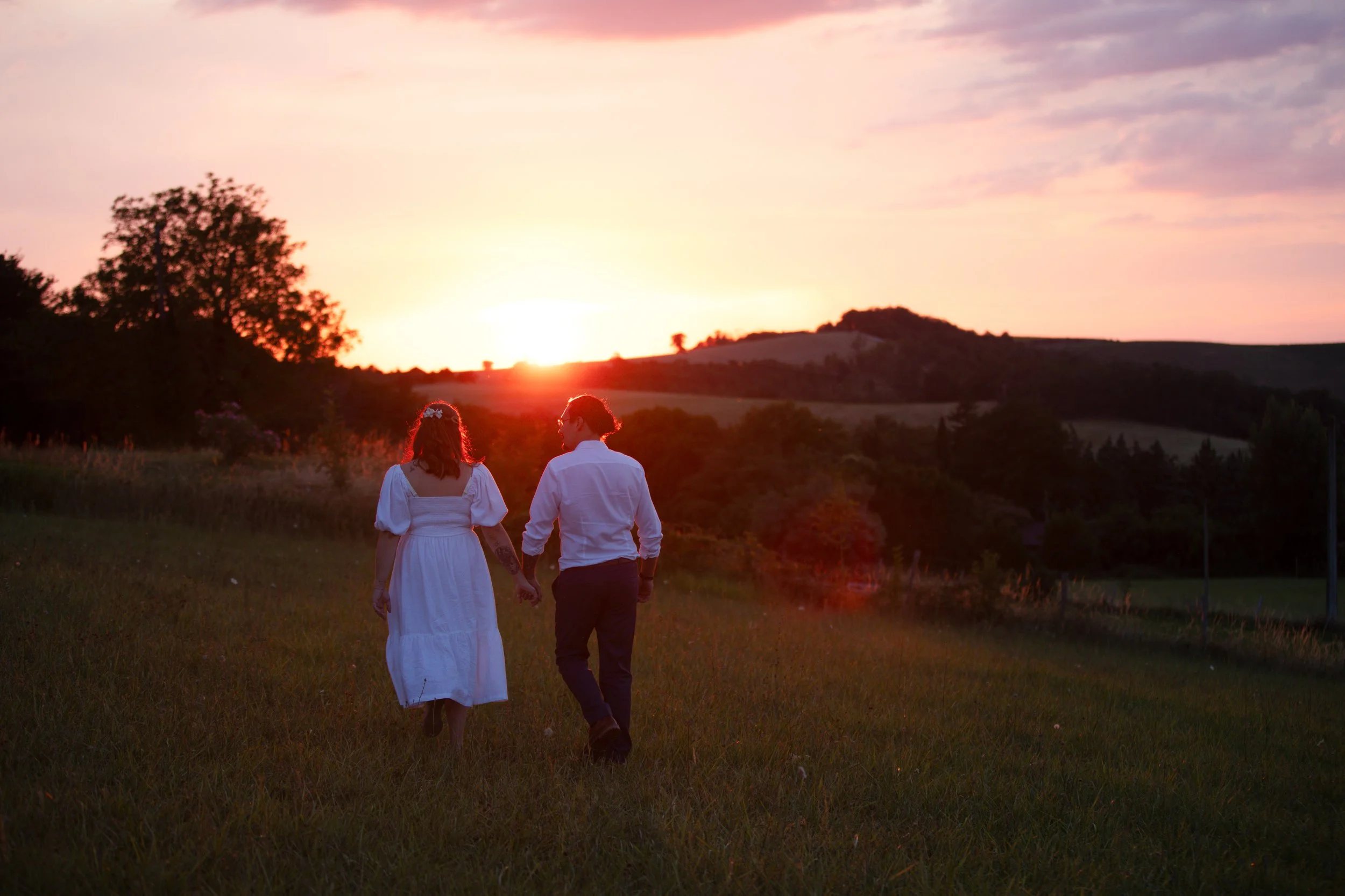 Emilie De Freitas, votre photographe de mariage, reporter d'histoire en Occitanie
