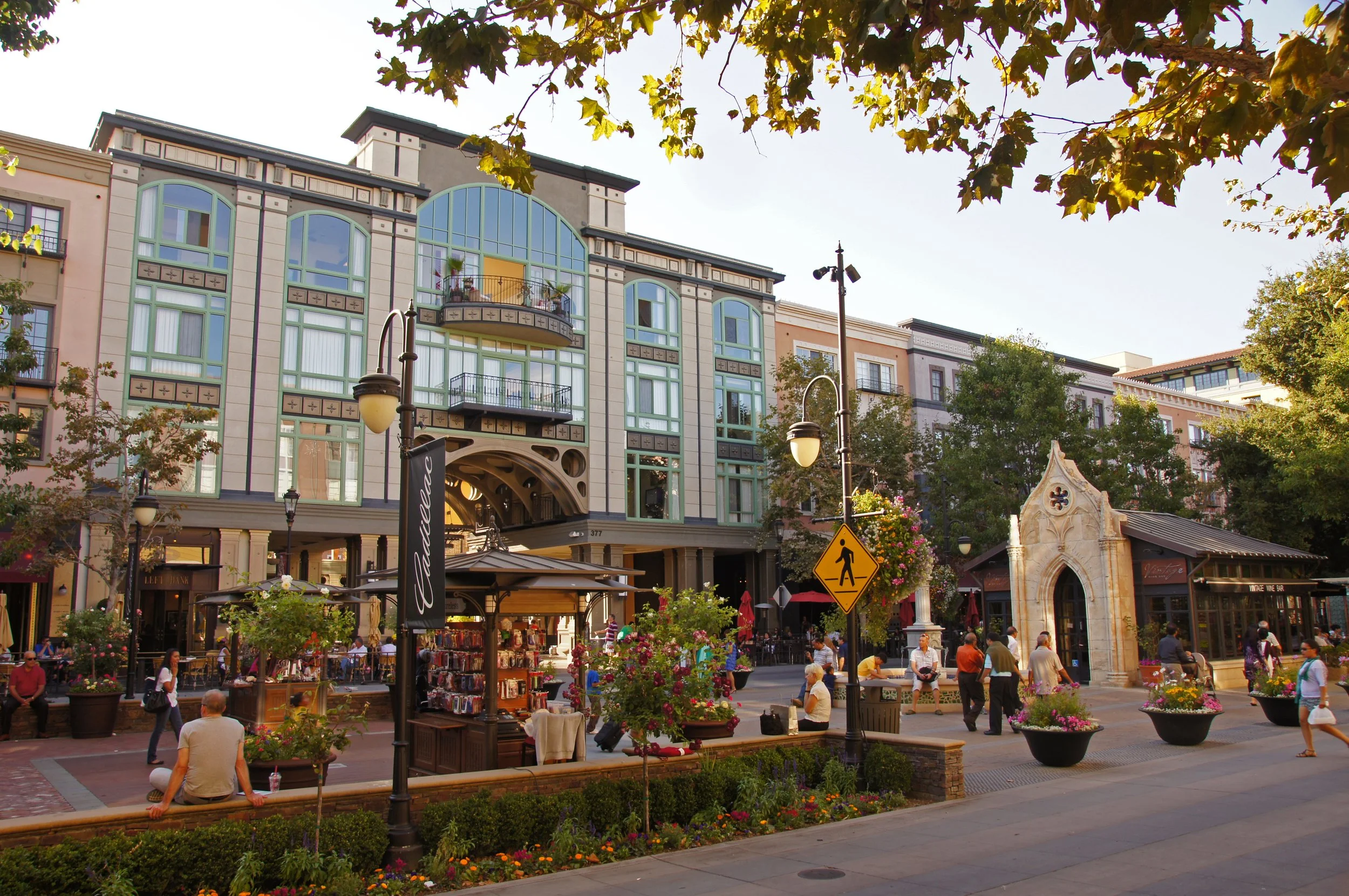 Mixed-Use Shopping Center Transportation-For-Growth Strategy