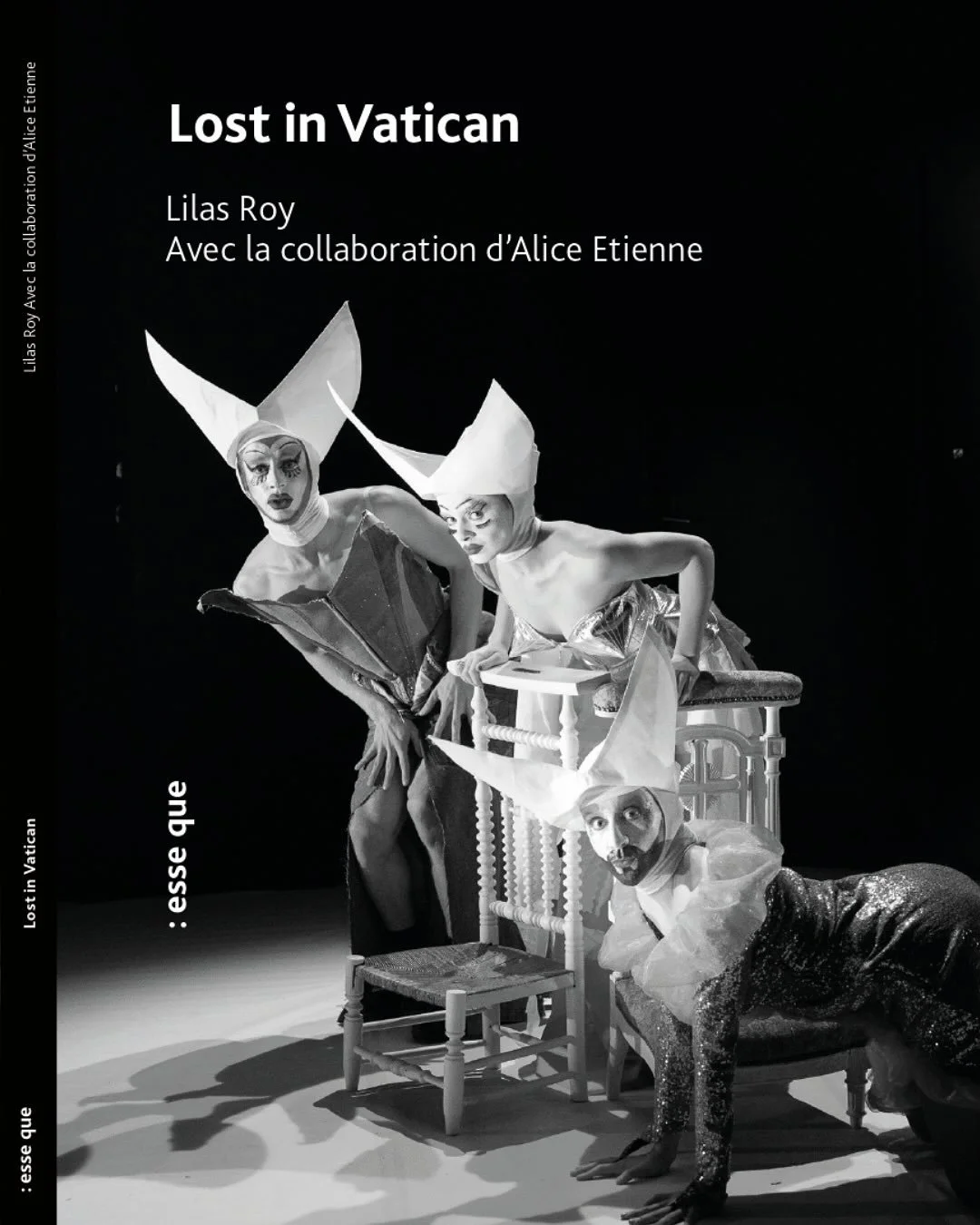 What?! 
Bollor&eacute; destroys Grasset et LOST IN VATICAN est publi&eacute; chez Esse Que &Eacute;ditions?! Mixed feelings!
Rdv le 11 juin et merci infini @essequeeditions ❤️&zwj;🔥

Ps : Vous &ecirc;tes diablement impatient&bull;es?! Vous pouvez d&