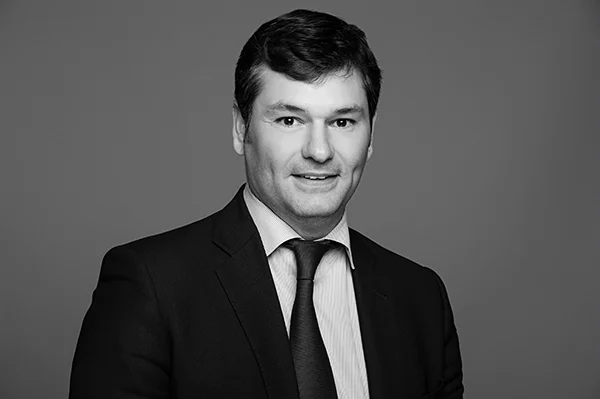 Gonzalo Ruiz B&W 1.jpg