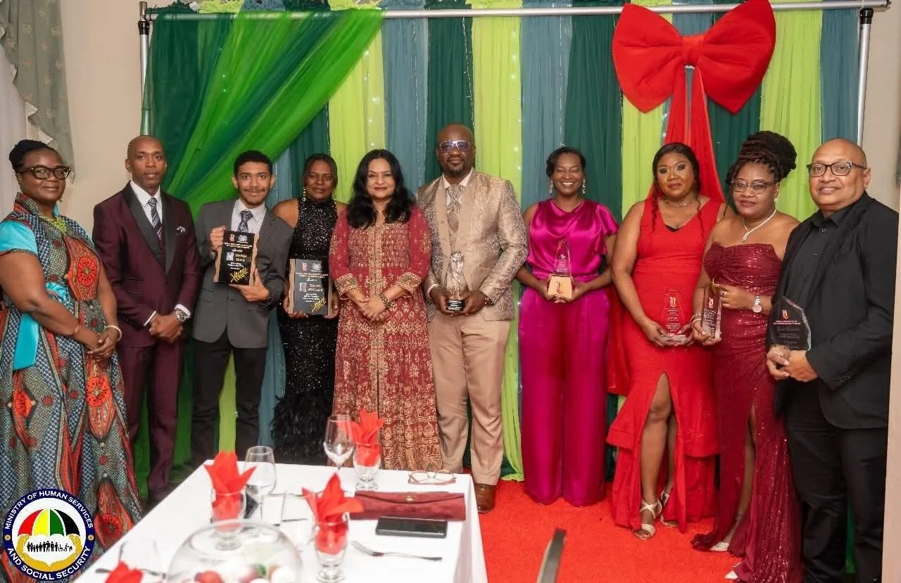 Award Ceremony and Dinner