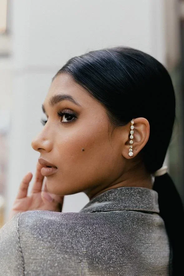 Upclose_Profile_Earchain_Up_590x.webp