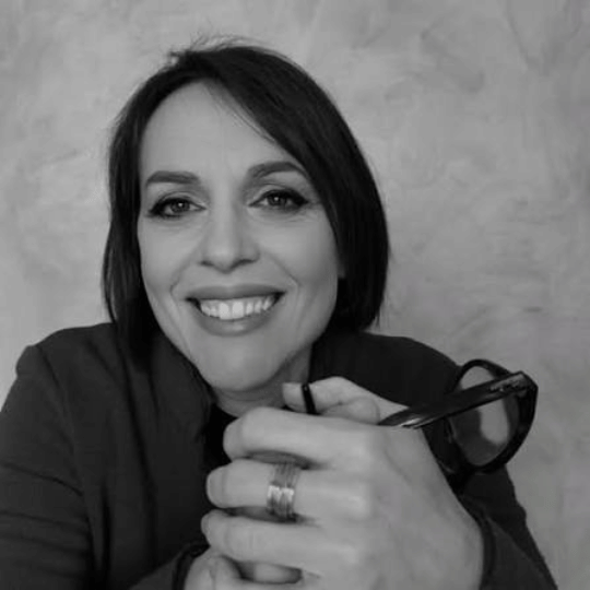 biografia e immagine della dottoressa Linda Fiorà docente in SAPP