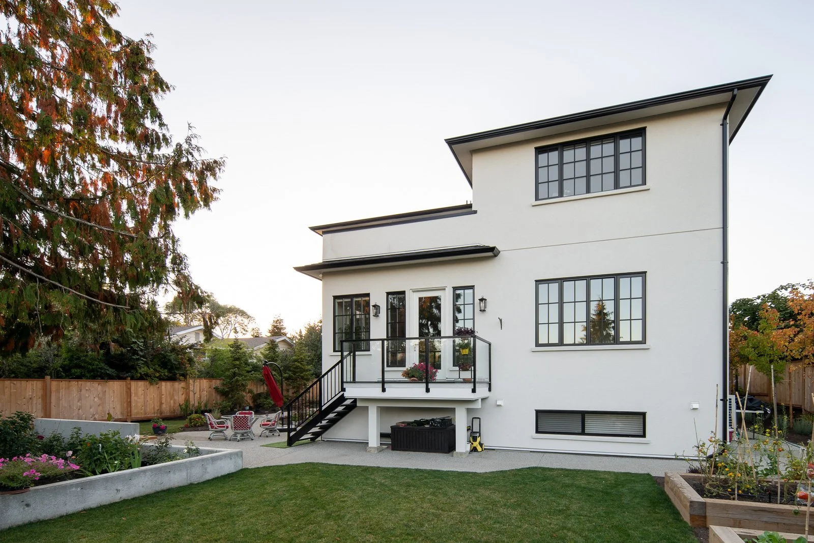 3033 Devon - LOW RES (9 - 15).jpg