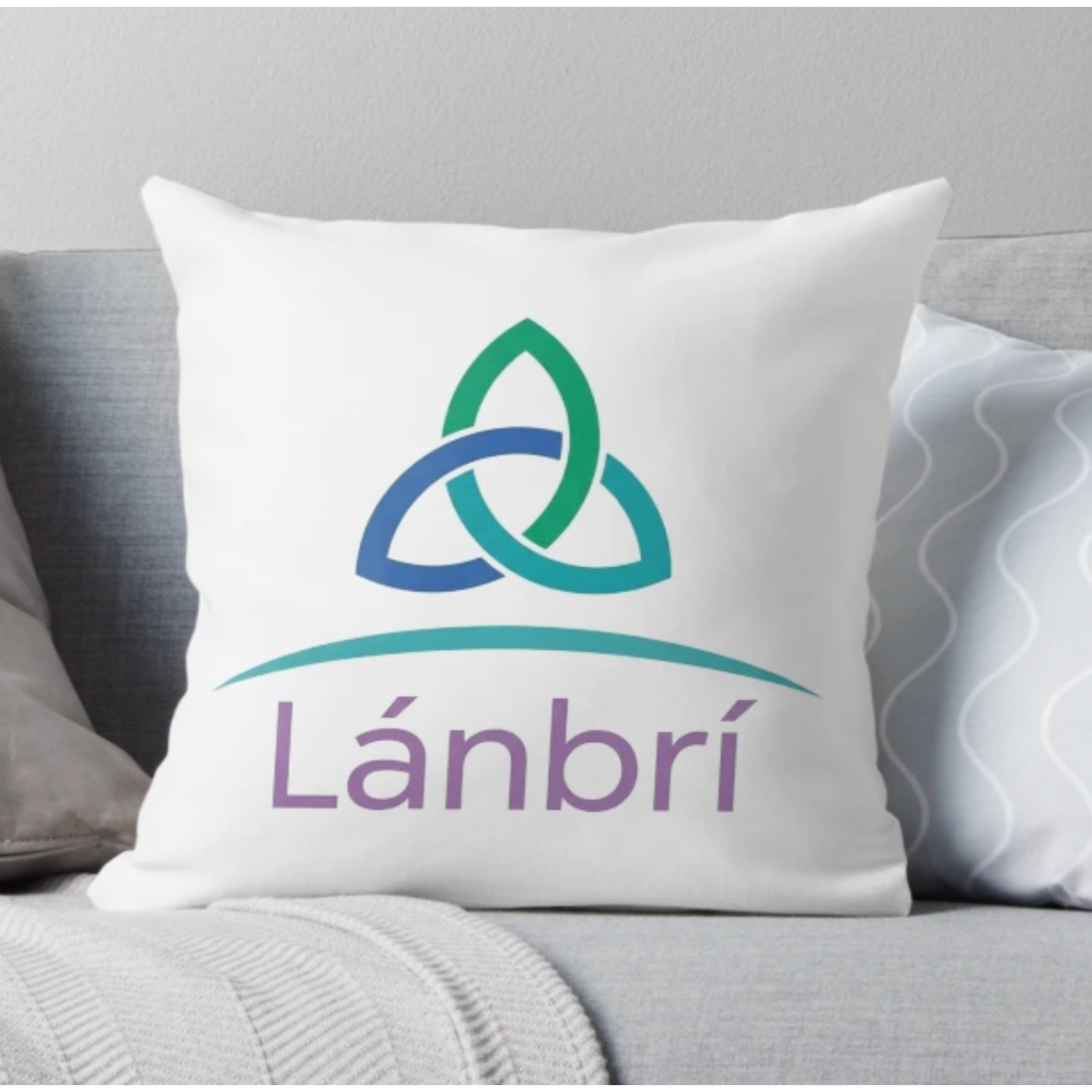 Lánbrí Cushion