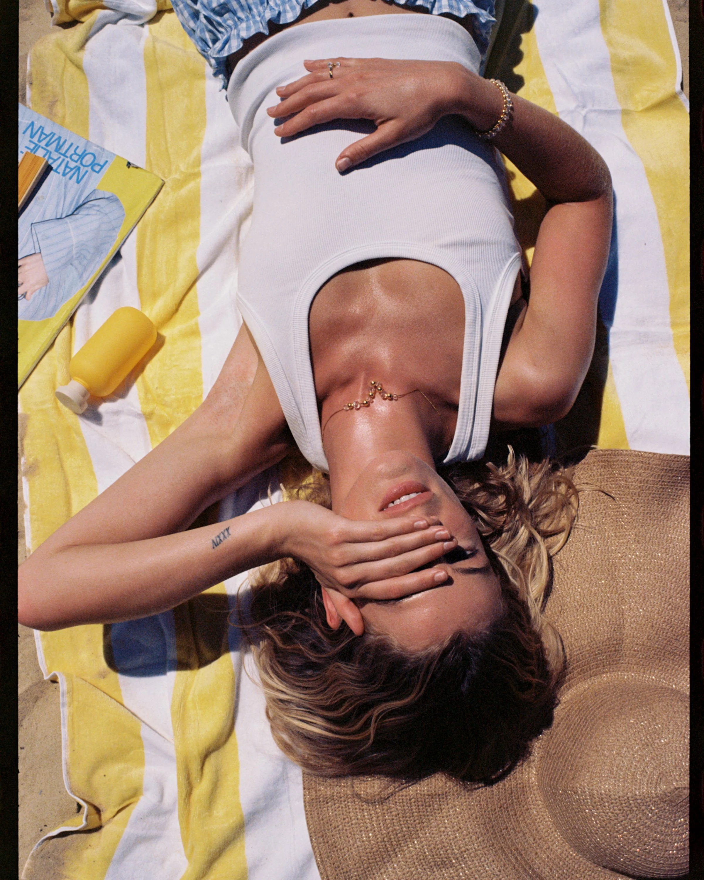 Annele_June_Roll 1_10.jpg