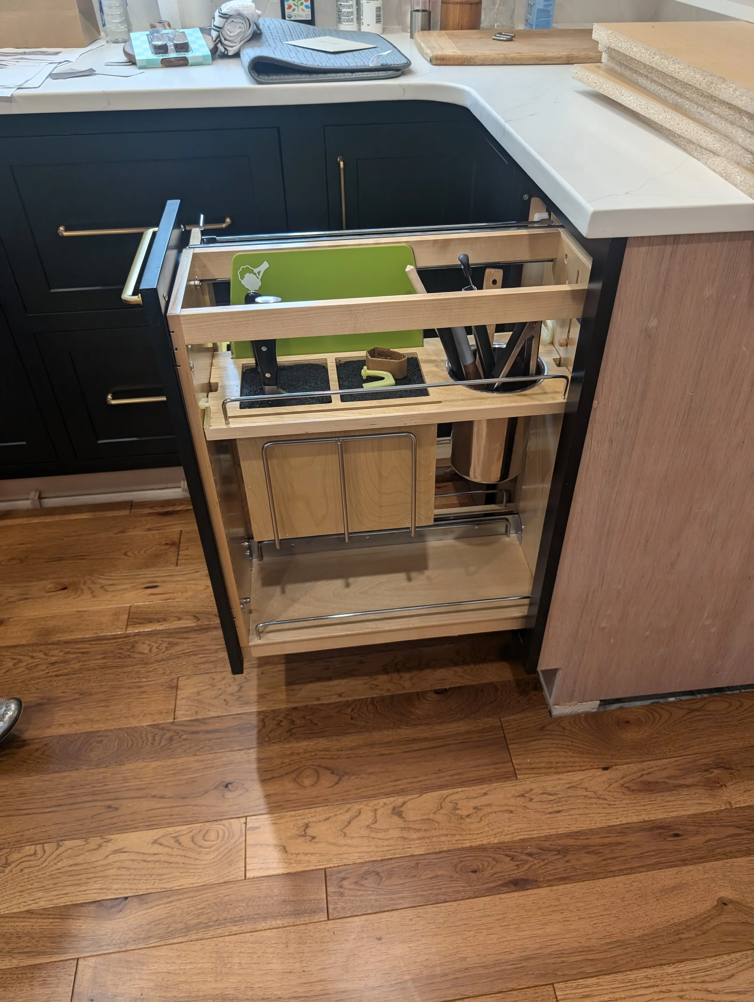 Multiple Storage Use for Small Kitchens