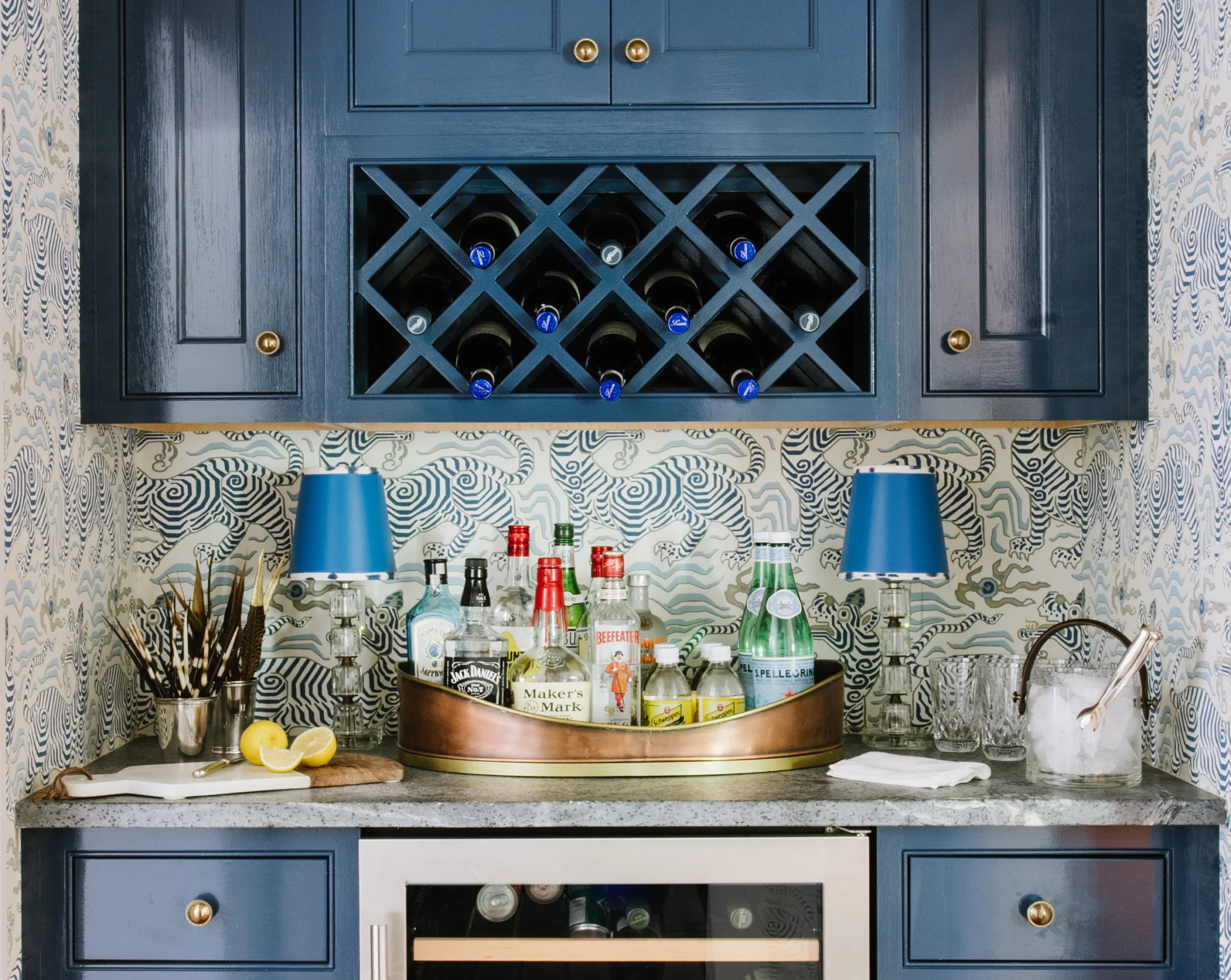 Bar-detail-2-2.jpg