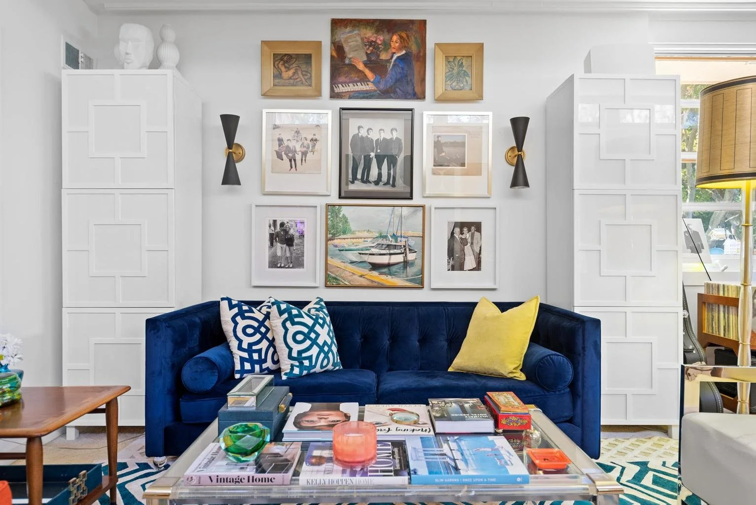 19 Greenacres Living Room Gallery Wall_15.jpg