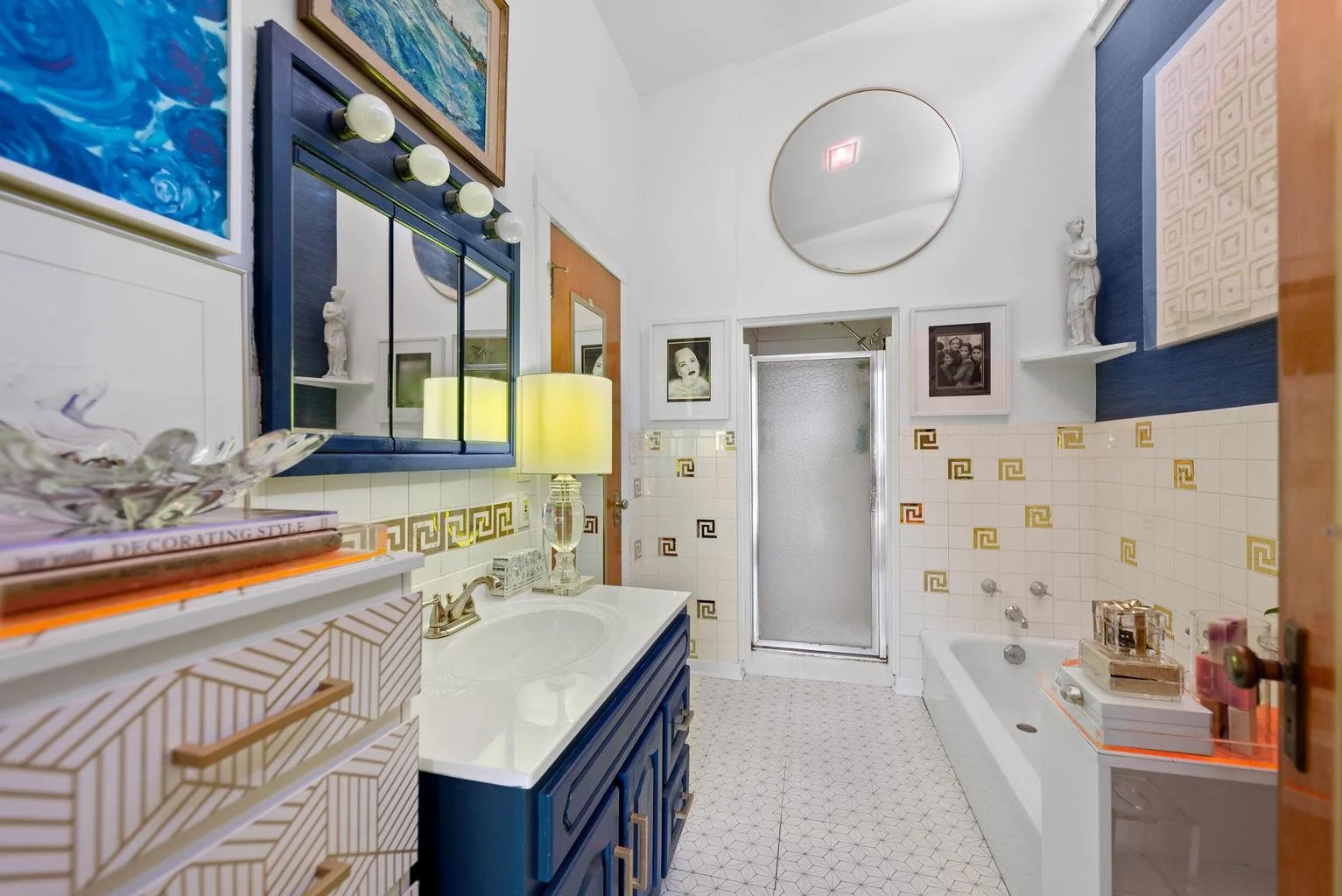 19 Greenacres Bathroom_31.jpg