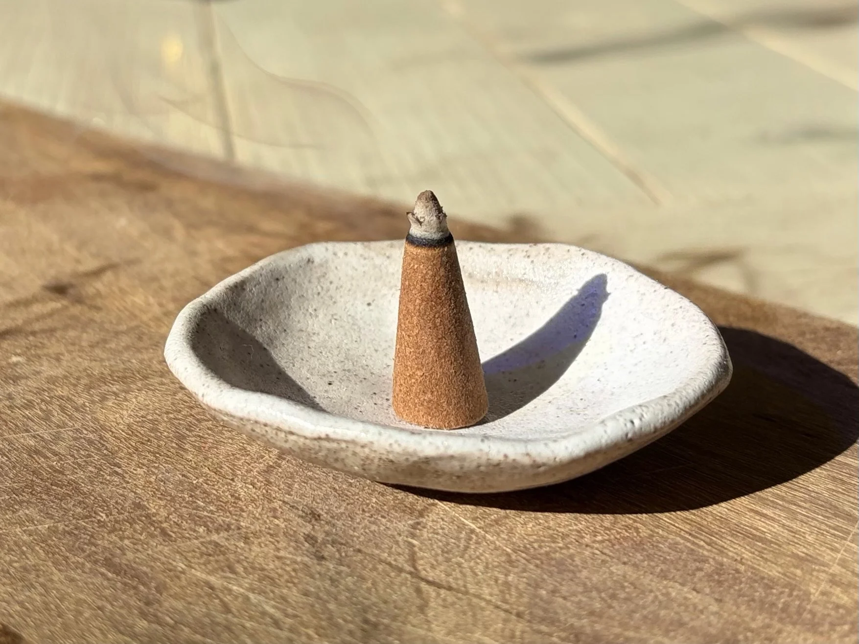 Versatile Stoneware Trinket Dish