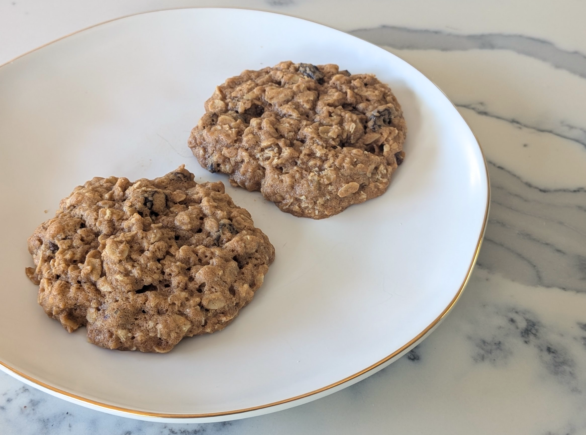 Big &amp; chewy oatmeal raisin cookies
