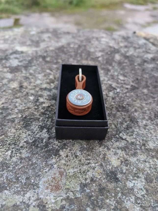 TAN SHOTGUN CARTRIDGE KEYRING b.webp