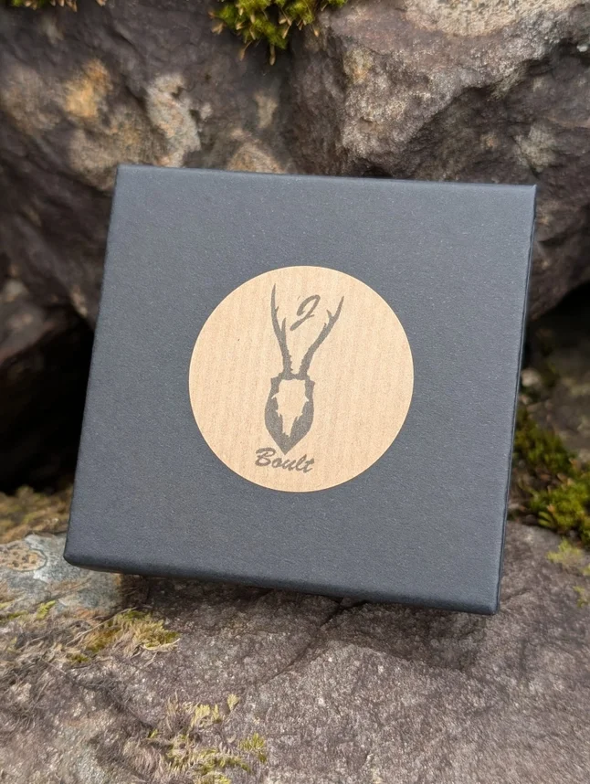 AIRTAG KEYRING GIFT BOX.webp