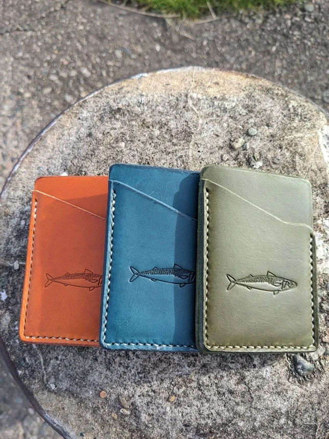 TRIO FISH CARD HOLDER.webp