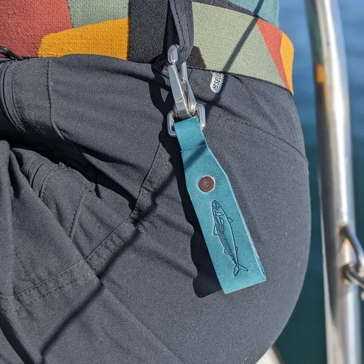 BLUE LEATHER FISH KEYRING.webp