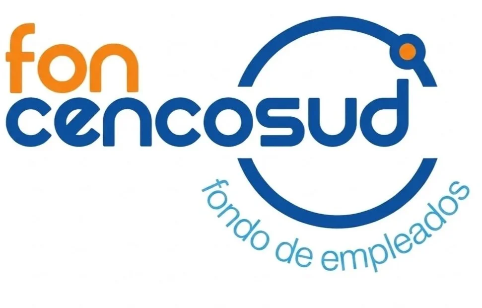 Logotipo de FONCENSUD, fondo de empleados, con diseño de círculo y texto en colores naranja y azul.